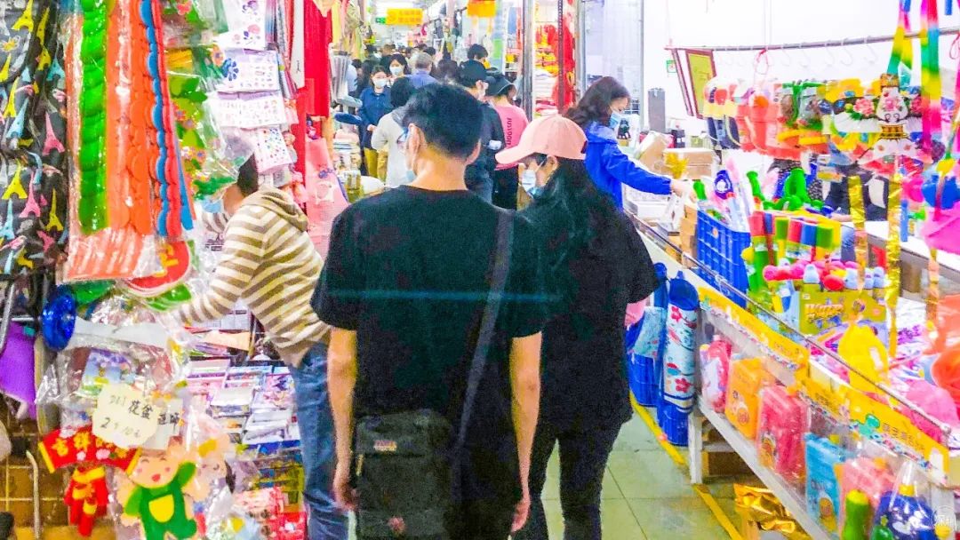 再见了,笋岗玩具市场