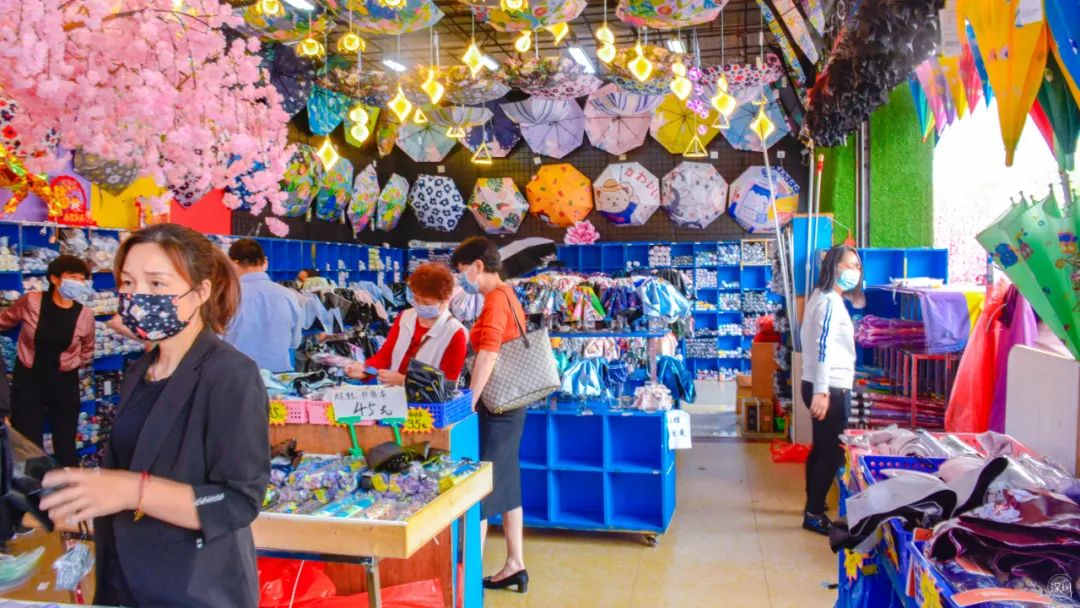 再见了,笋岗玩具市场