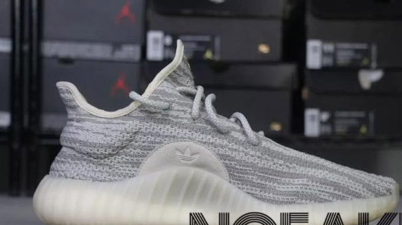 Yeezy350的V3版本还没最终定版，竟然现在就有渠道货开始卖了？