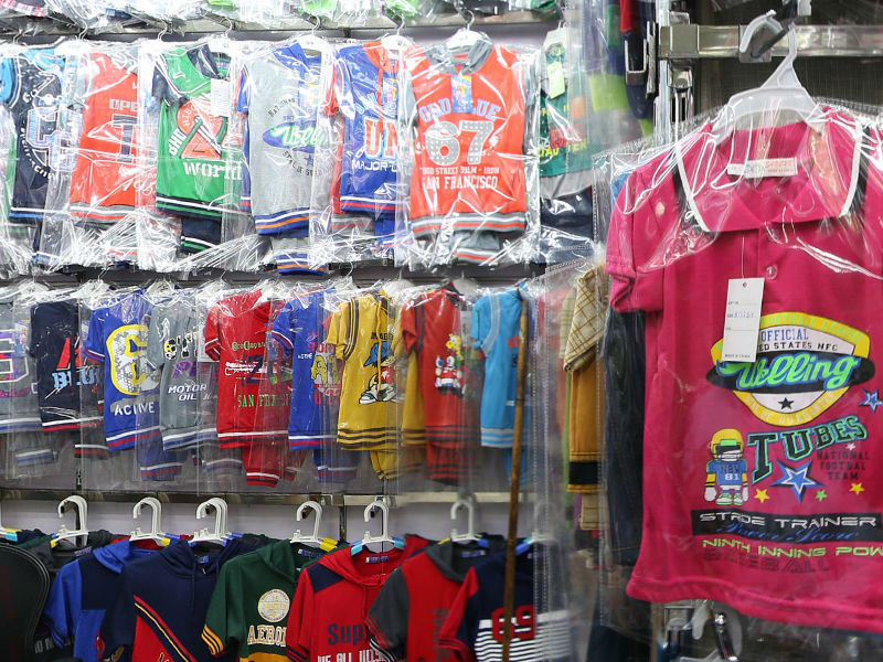 义乌篁园服装批发市场-五爱库存一条街衣服尾货进货攻略