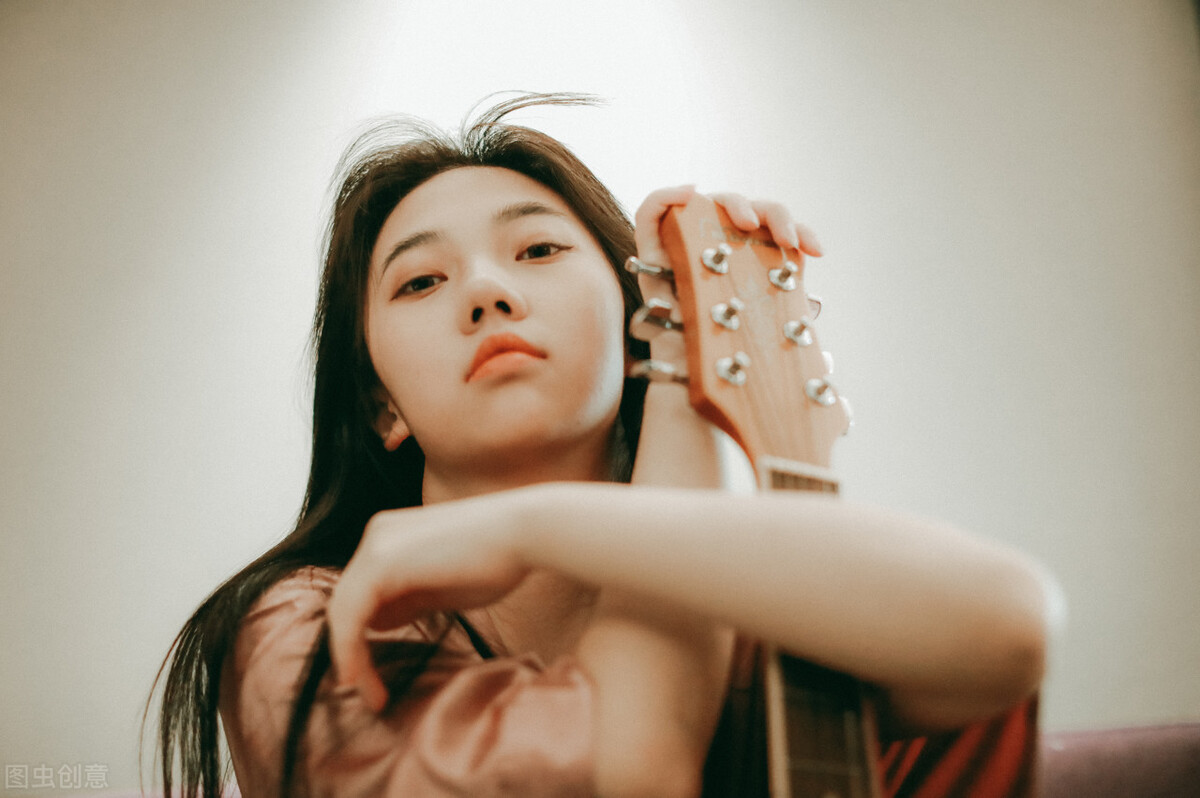 怎么做个讨喜的女孩子？怎么做一个讨喜的女孩子？