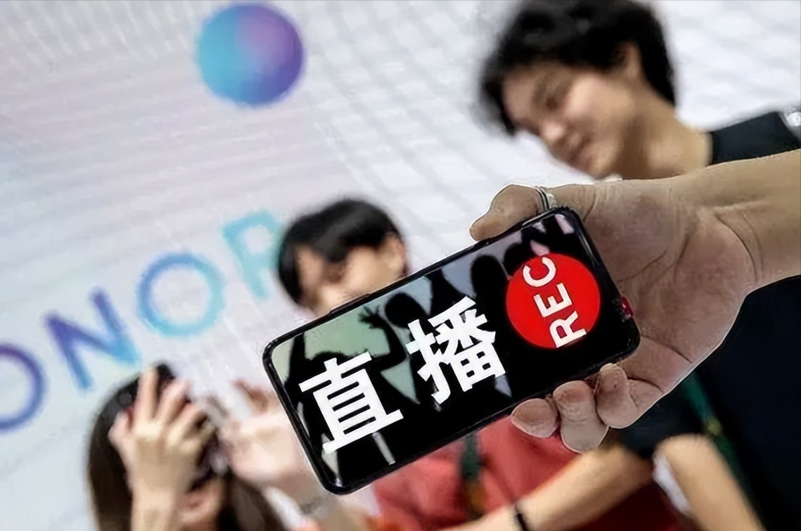 电商摧毁了实体店的市场,现在却越来越困难,发生了什么事?