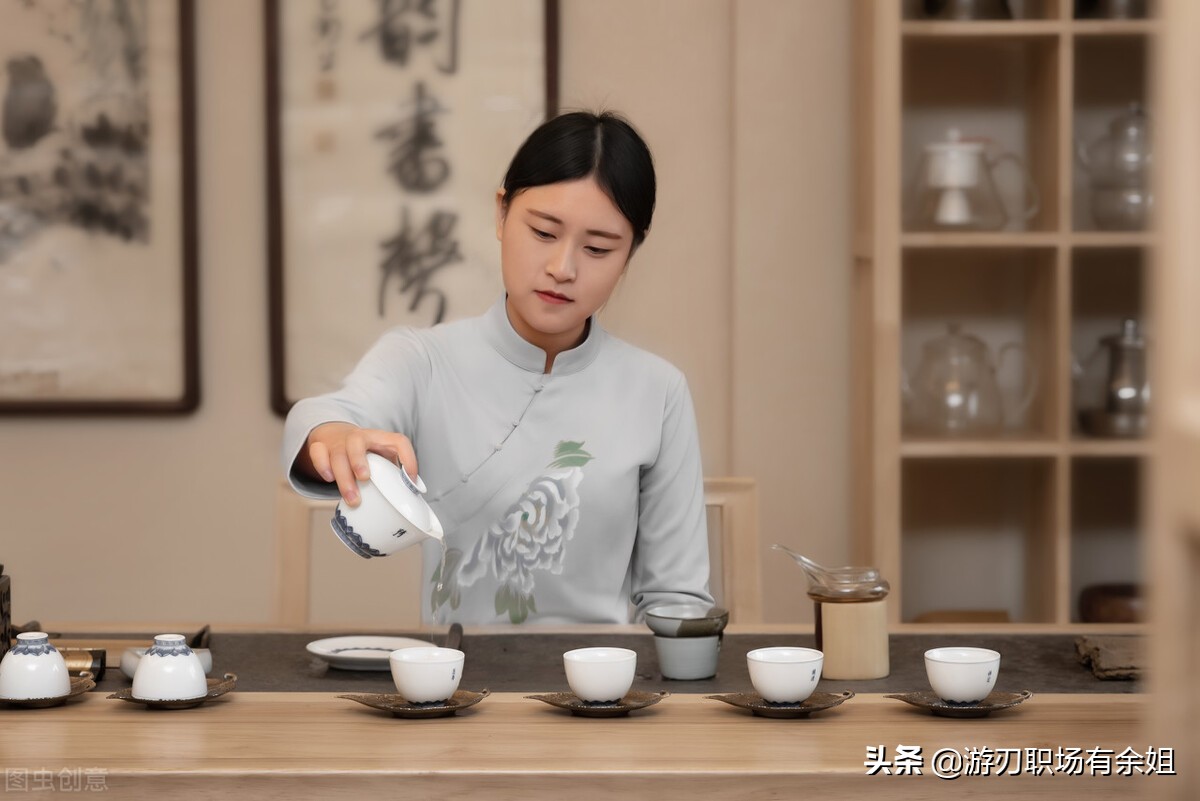 茶艺师是做什么的?职业发展前景如何?