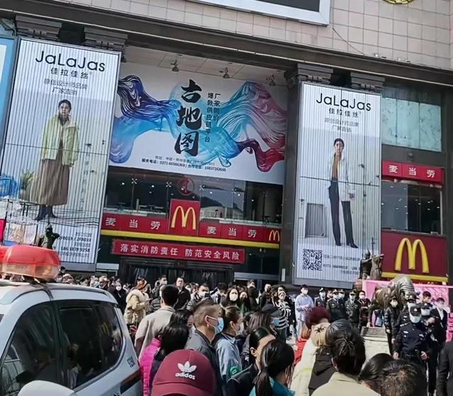郑州批发市场衣服（郑州批发市场大全）