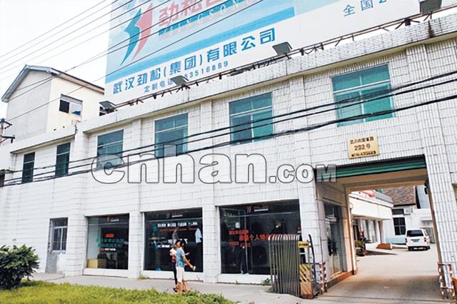 武汉服装批发市场一手货源在哪里 知乎（武汉服装批发一手货源大市场在哪里_）