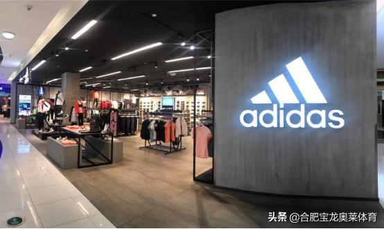 阿迪耐克折扣店货源（阿迪耐克外贸服装进货渠道）