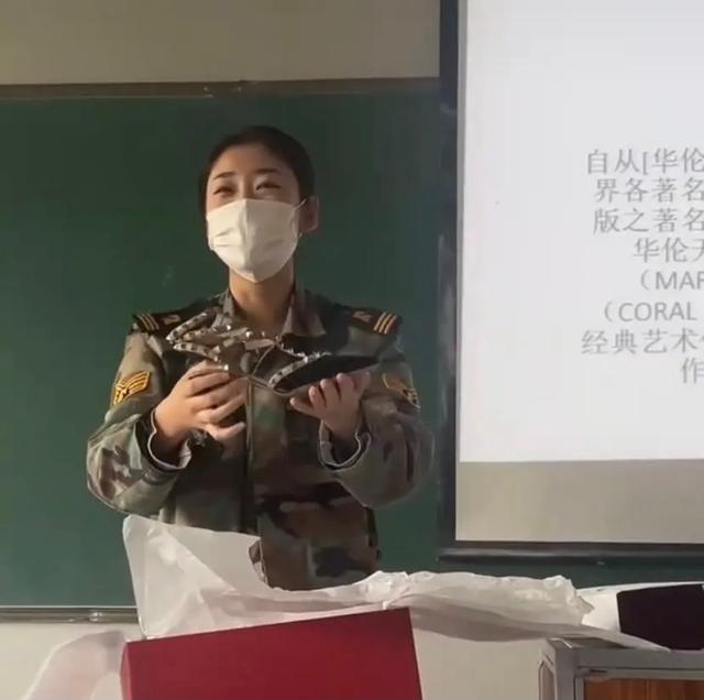 男生送女生高跟鞋的含义分手了怎么办（男生送女生高跟鞋什么意义）