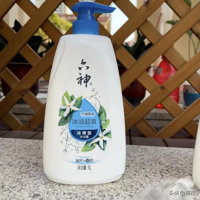 衣服用金纺泡了还有静电怎么办（金纺除静电要泡多久）