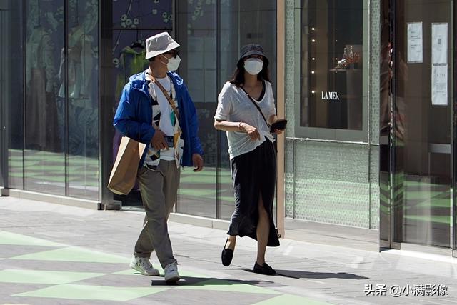 服装女装品牌21年总结问题（服装女装品牌公司下半年盈利占比多少合适）