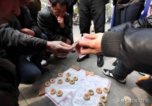 奕的拼音怎么读（奕的拼音和意思）