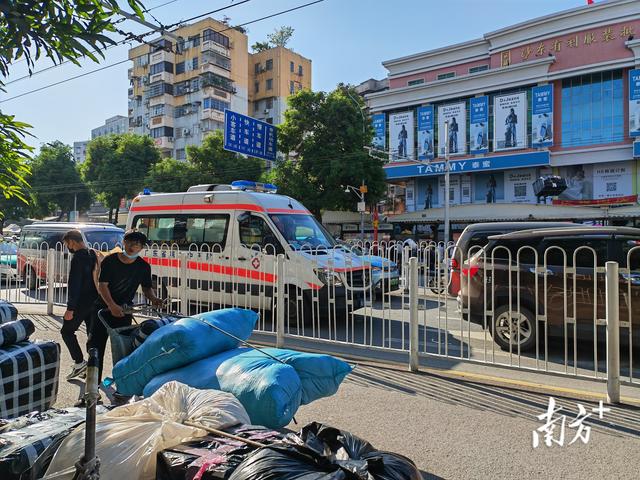 广州批发衣服市场在什么地方，广州有名的衣服批发市场在哪里？