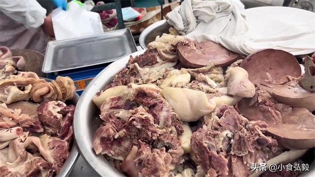 熟猪头肉批发5元一斤多少钱，熟猪头肉批发5元一斤多少钱一个？