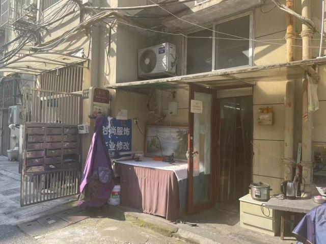 服装批发5元到15元，服装批发5元到15元地摊衣服批发？