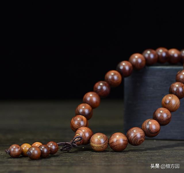 文玩手串批发进货渠道有哪些，文玩手串批发进货渠道有哪些地方？