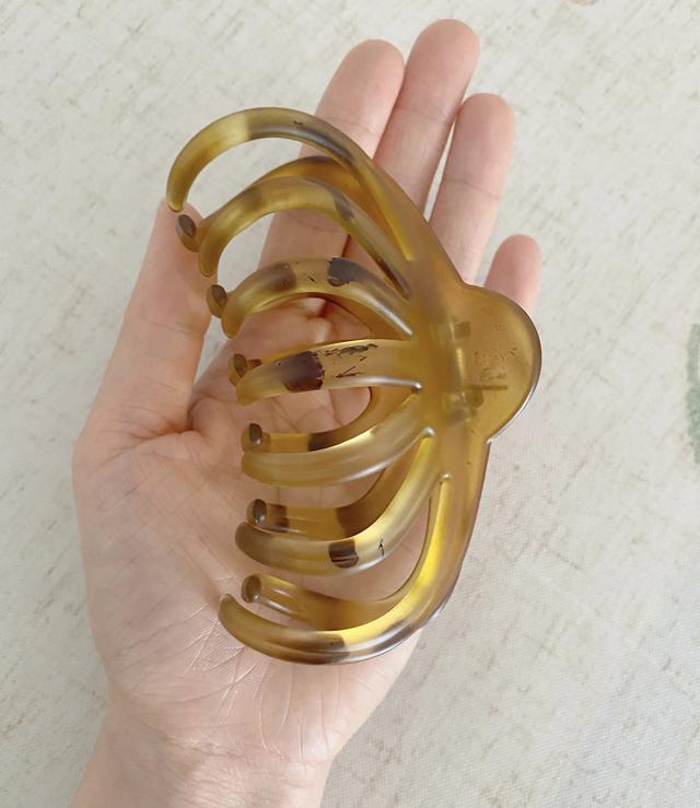 淘宝拼多多热销系列夹子货源拿货是真的吗，淘宝拼多多热销系列夹子货源拿货是真的吗安全吗？