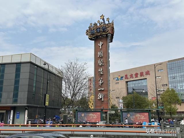 杭州服装淘宝货源批发市场在哪里，杭州服装淘宝货源批发市场在哪里啊？